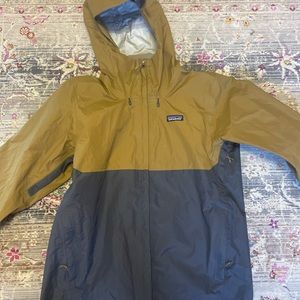 Patagonia Torrentshell 3 layer rain jacket